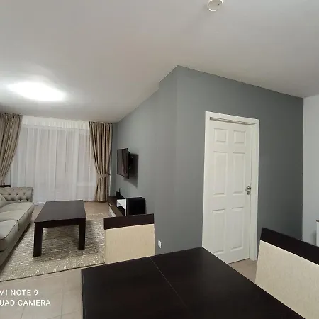 Lucky 7 Lägenhet Slăntjev Brjag